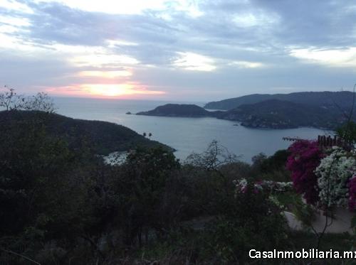  Zihuatanejo Cerro del Vigia terreno de 571.34 mts en Venta T528 