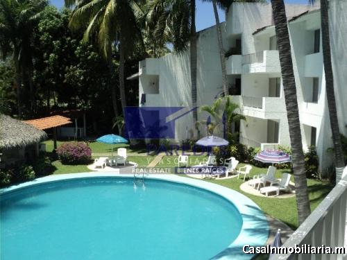 Departamentos de 2 recamaras con vista al campo de golf en Ixtapa A33