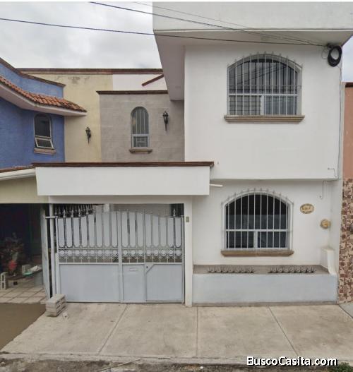 Casa en Renta cerca de Villa Universidad ideal para estudiantes y profesionales