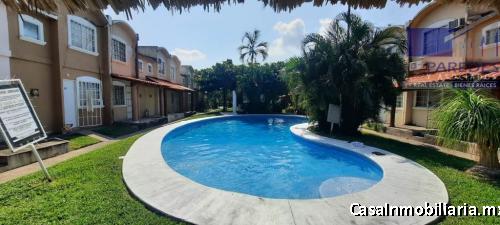 A58 CASA EN FRACCIONAMIENTO 3 RECAMARAS Y ALBERCA COMUN IXTAPA