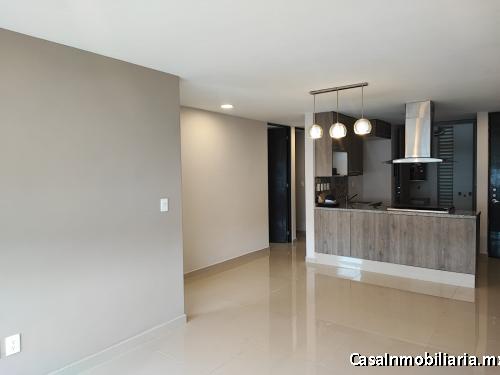 Hermoso departamento interior en renta en conjunto privado