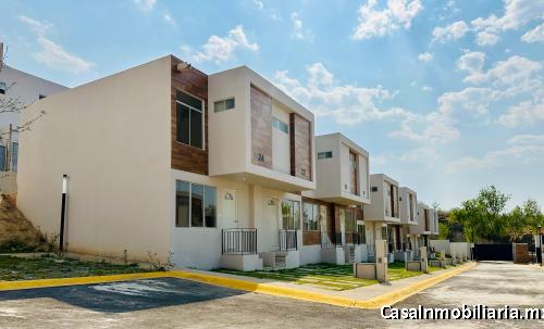 Casa en venta con seguridad 24/7 y escuelas dentro del desarrollo 