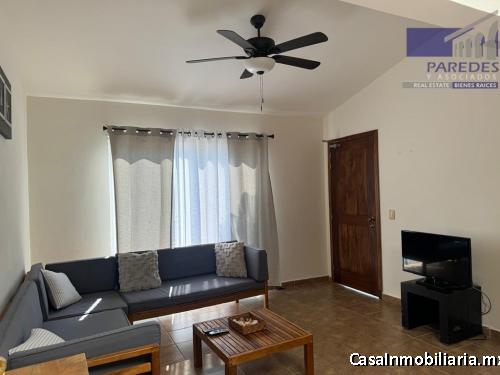 V413 Villa en Venta remodelada 4 recamaras Ixtapa