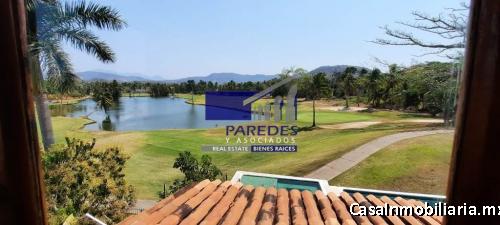 R304 Residencia en Campo de Golf en Venta 4 recámaras Retorno Alondras en Ixtapa