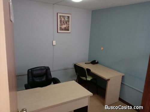 OFICINAS CON SALAS DE JUNTAS Y DOMICILIO COMERCIAL