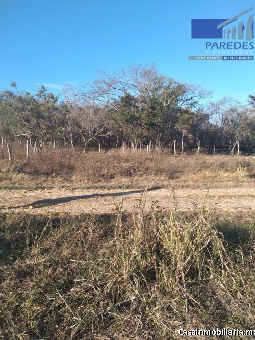 Venta terreno Zihuatanejo 150 m2 cerca aeropuerto T516