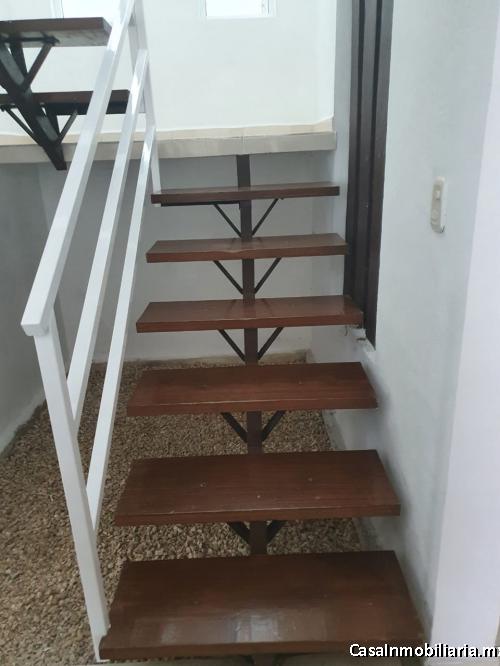 Casa con piscina 4 cuartos 